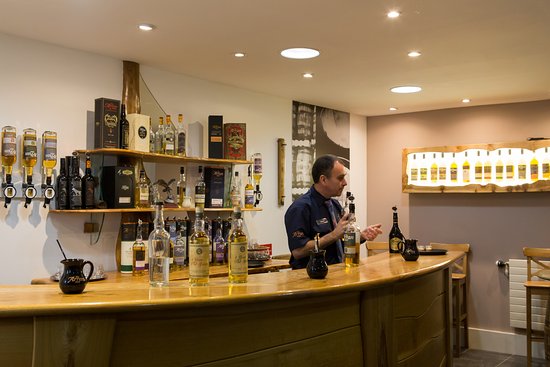 Tasting in Arran Distillery
